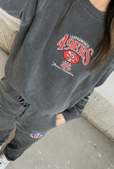 San Francisco 49ers Vintage Embroidered Crewneck - Black
